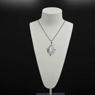 Avika Natural Tourmalated Quartz Pendant Art-1