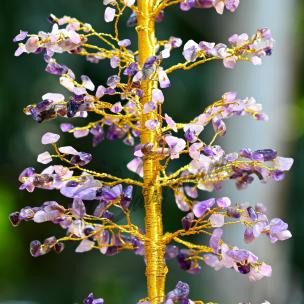 Avika Natural Amethyst Golden Wire Tree (500 dana)