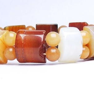 Avika Carnelian Bracelet (Pack of 1Pc)