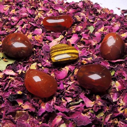 Avika Special Presentation of Love Valentine with Chocolate/Rose Petals/Crystals