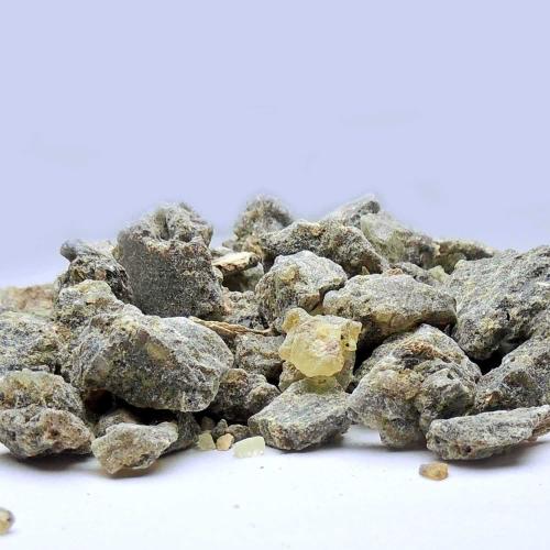 Avika Natural Premium Black Frank Resin – Fragrance for Success, Healing & Abundance