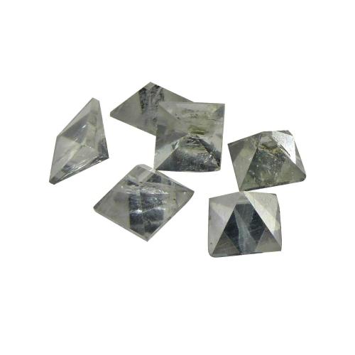 Avika Natural Clear Quartz Pyramid 10 mm.